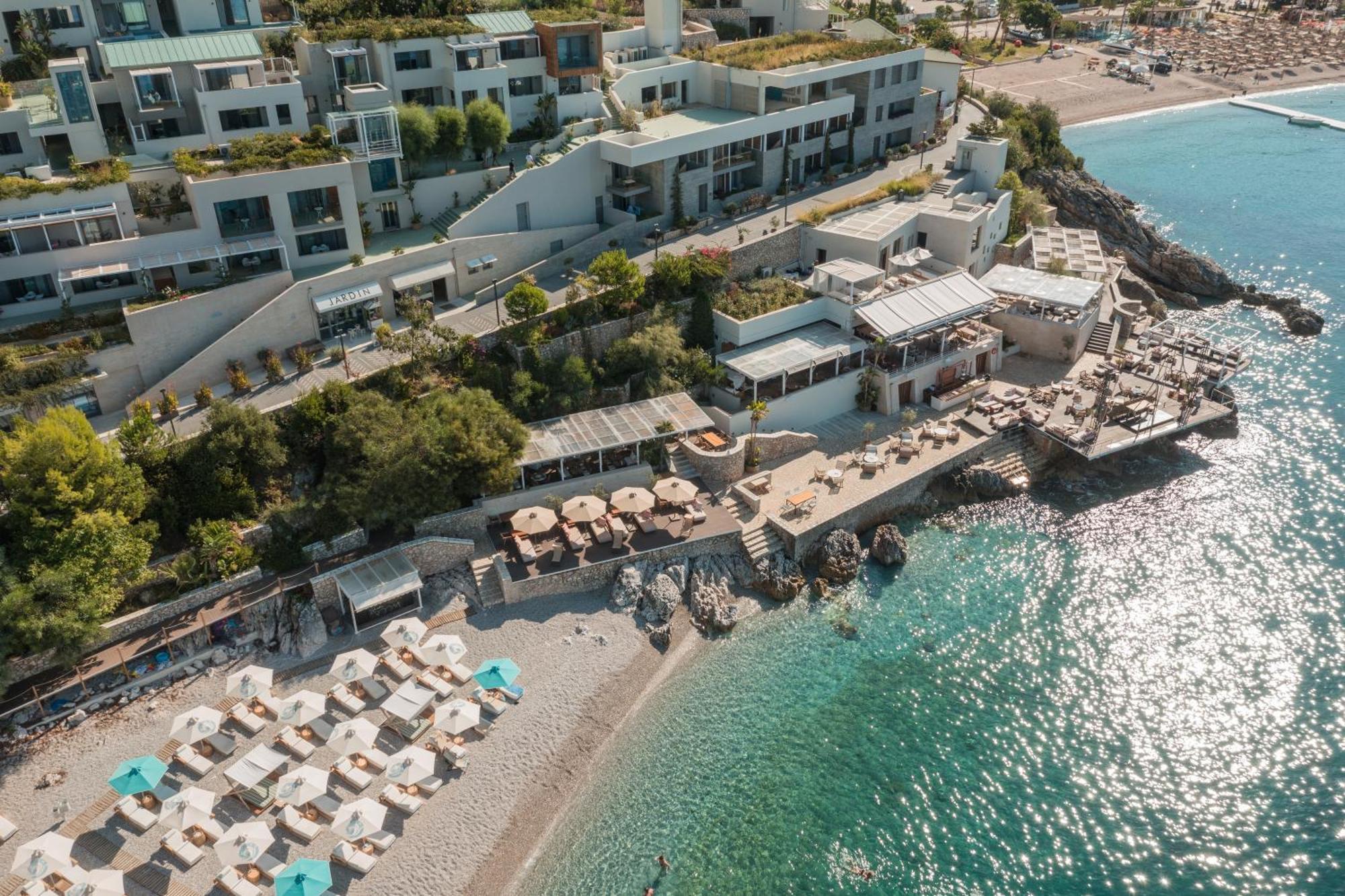 Folie Marine Club