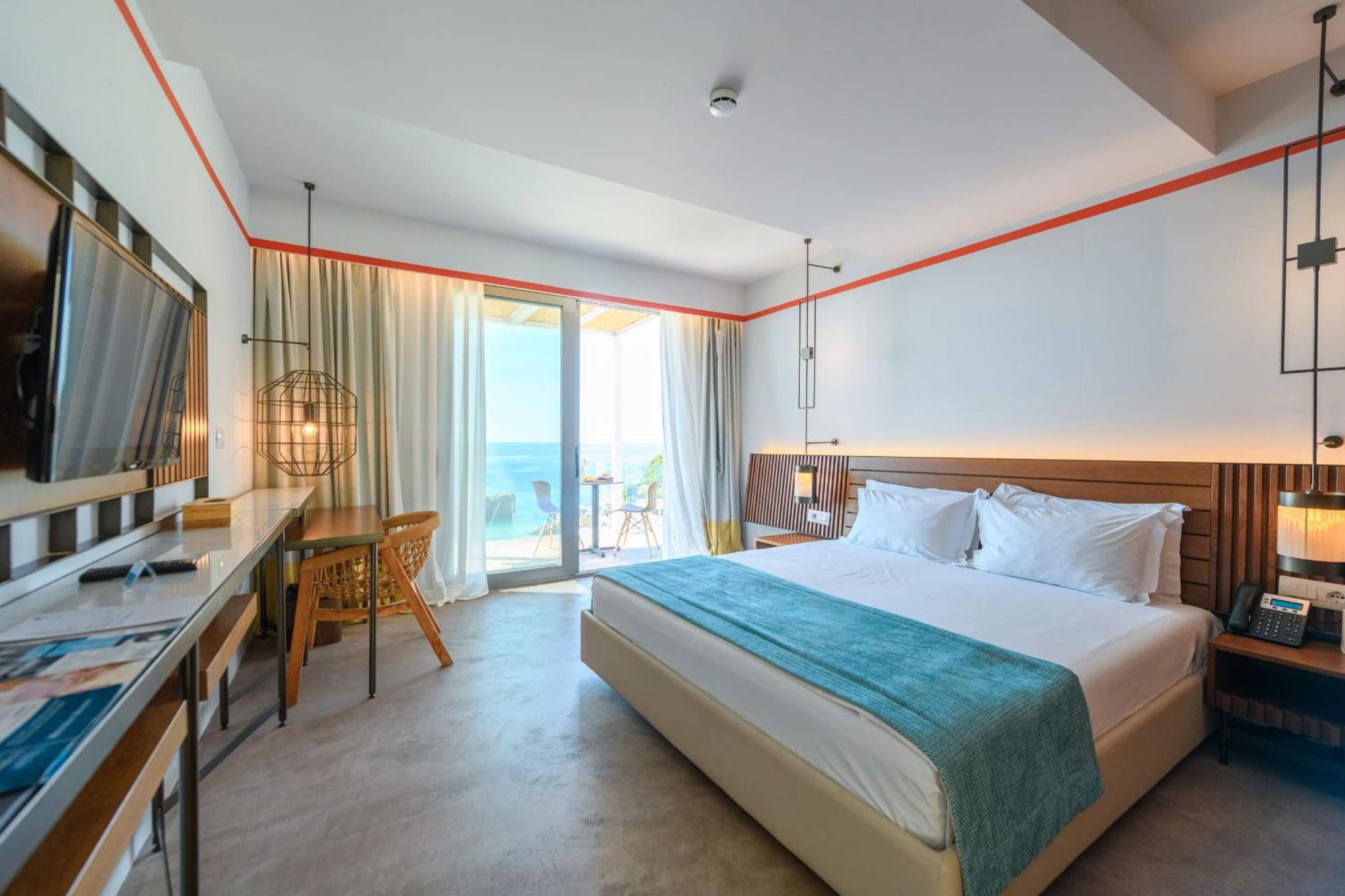 Folie Marine Club Hotel Jal