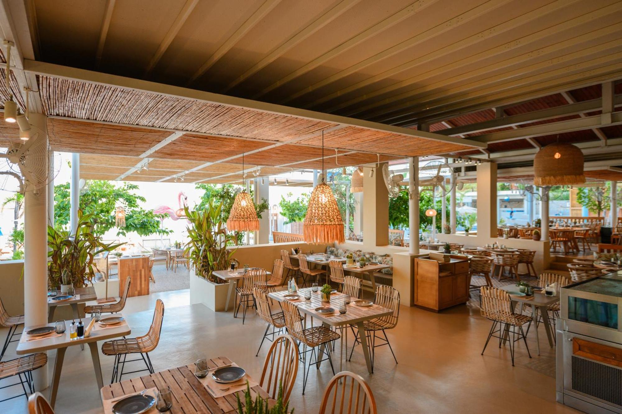 Folie Marine Club 5* Jal