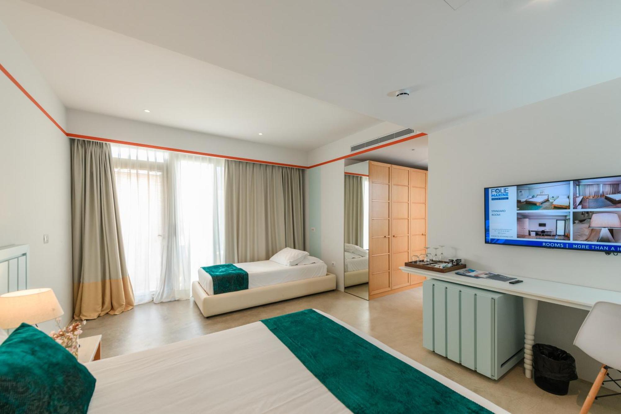 Hotel Folie Marine Club 5*