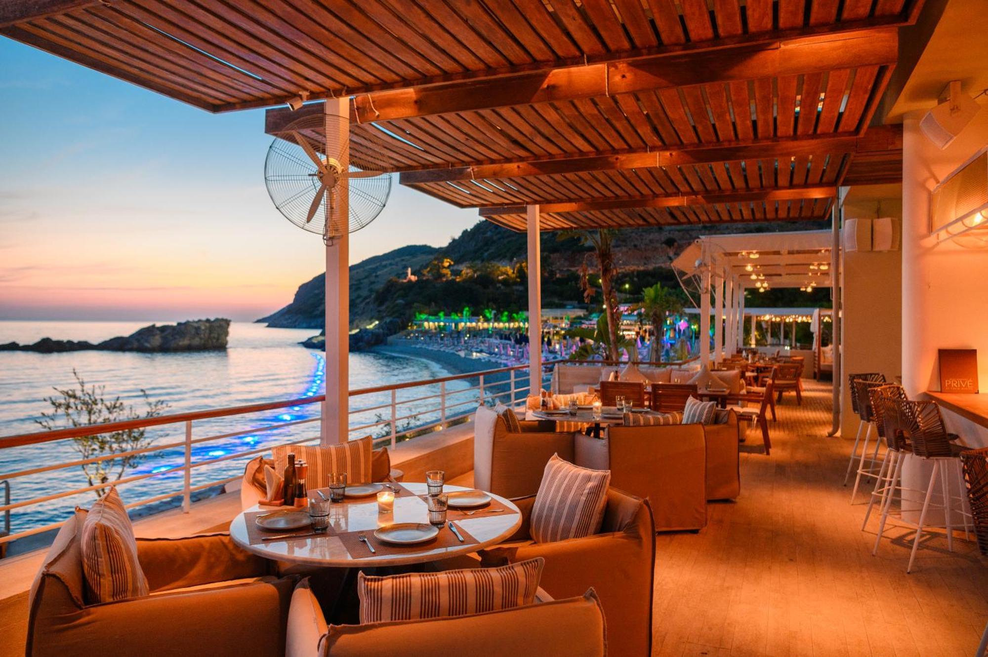 Folie Marine Club Отель Ял