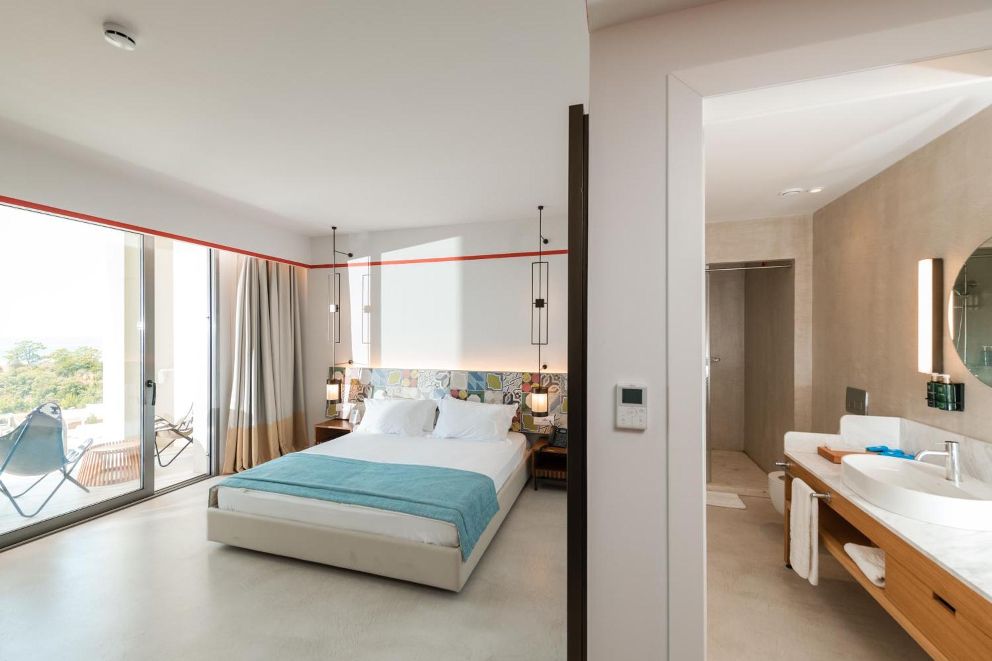 Folie Marine Club 5*